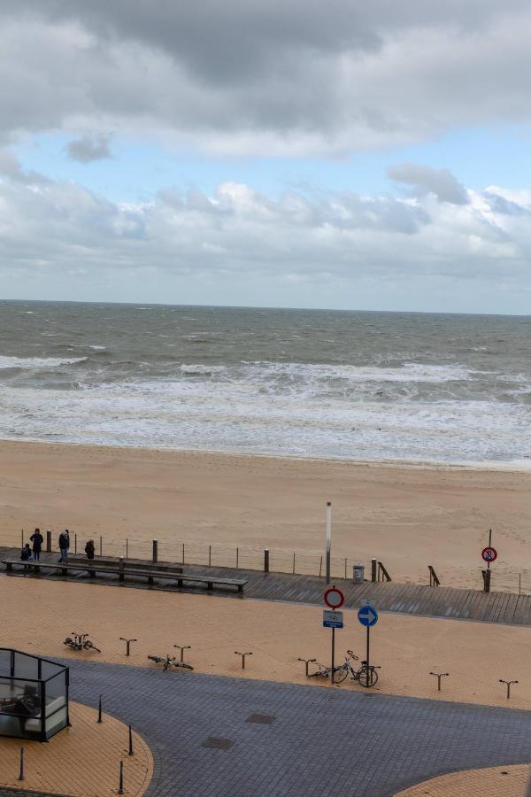 Recently Renovated, Luxury Apartment Near The Beach Oostende Buitenkant foto