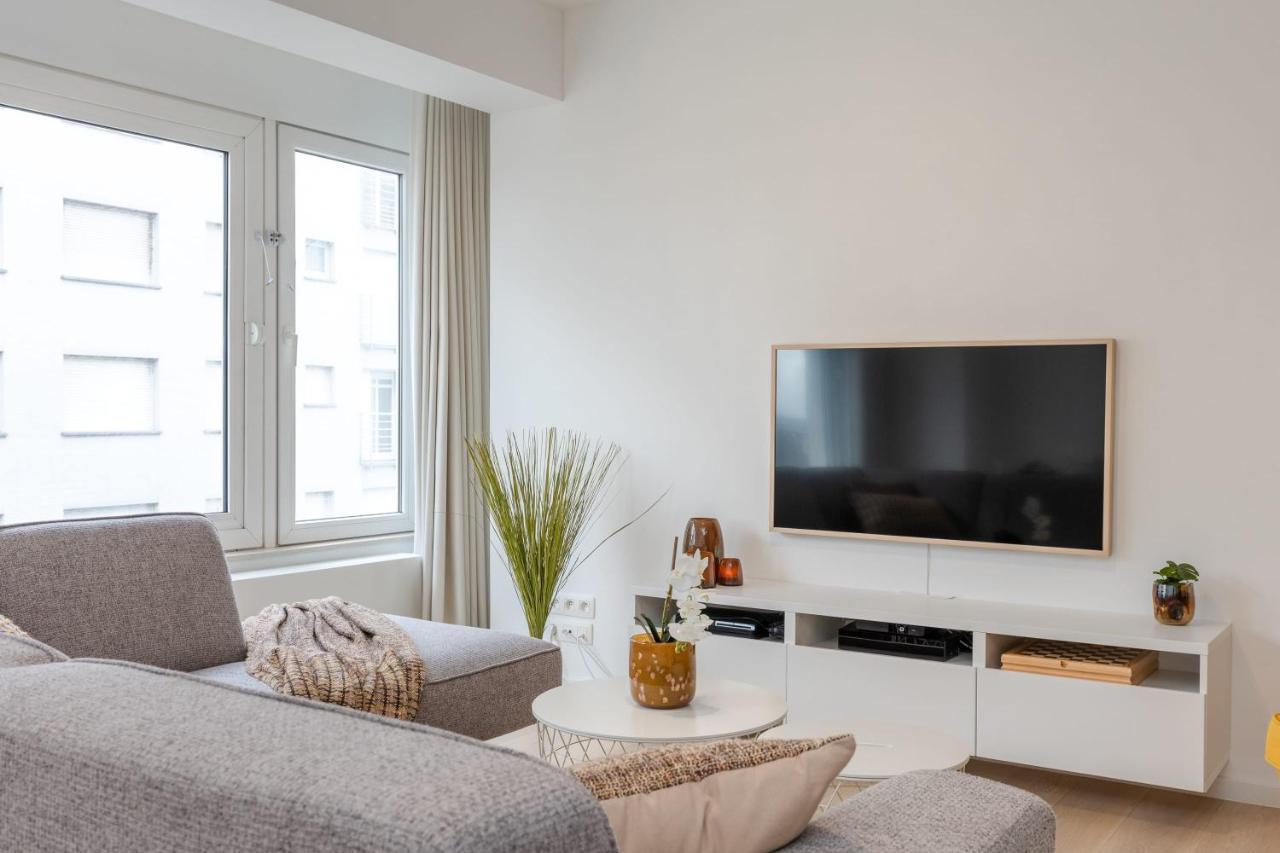 Recently Renovated, Luxury Apartment Near The Beach Oostende Buitenkant foto